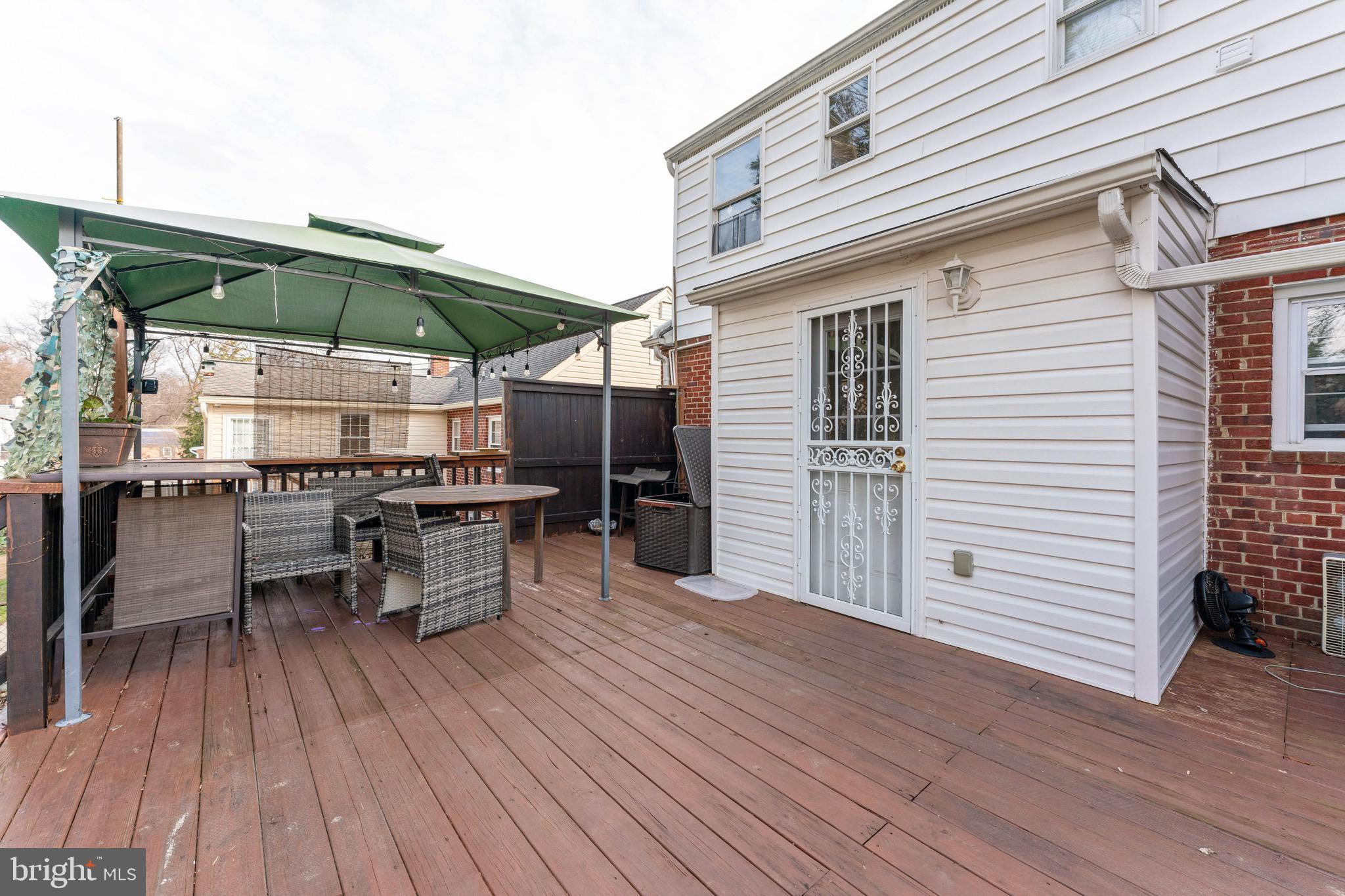 FOREST ESTATES - Residential Lease