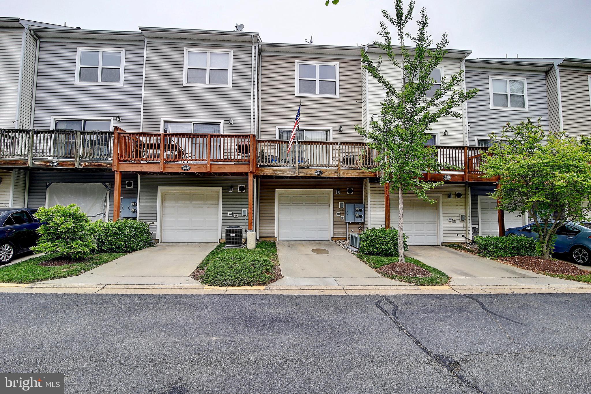 PARKSIDE AT ASHBURN - Residential Lease