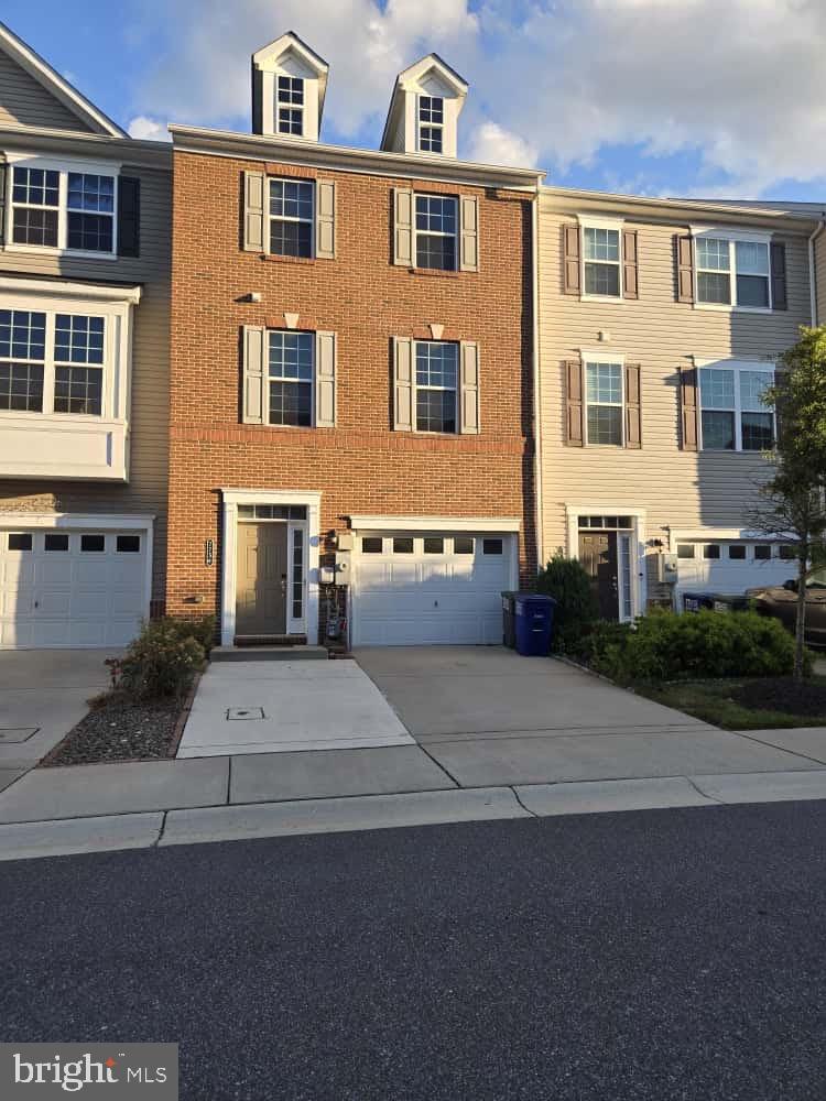 MORRIS PLACE - Residential Lease