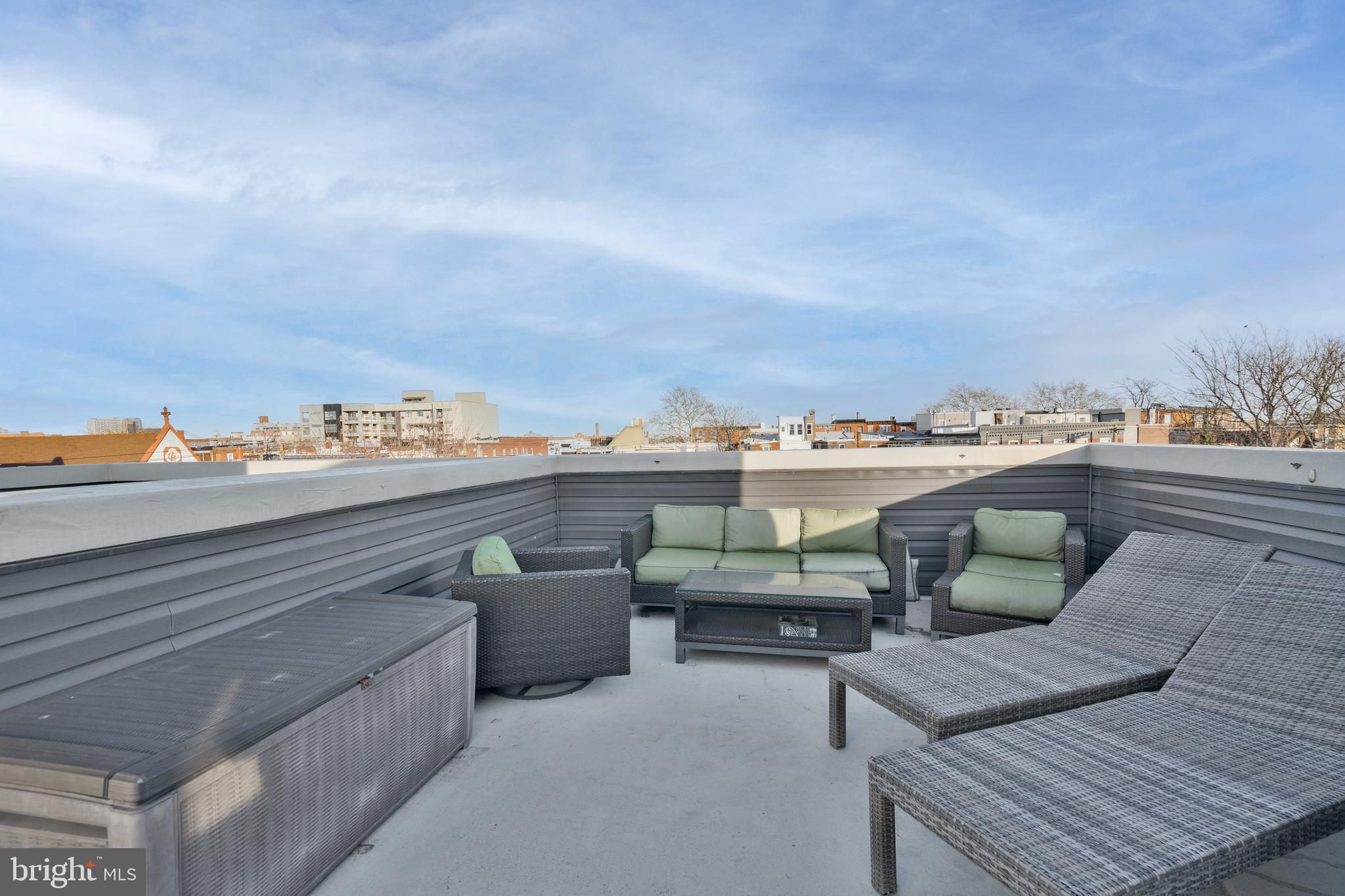 POINT BREEZE - Residential