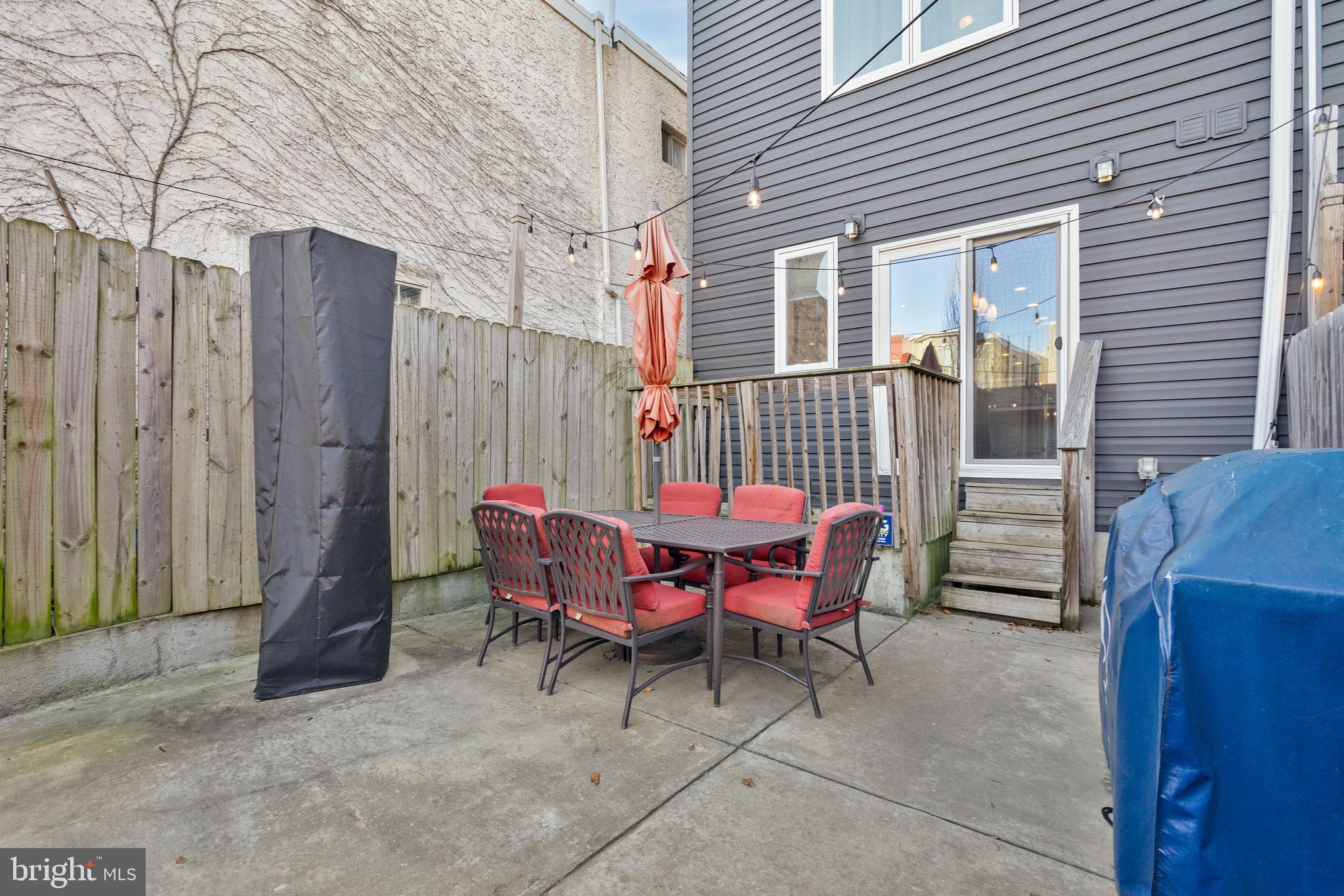 POINT BREEZE - Residential