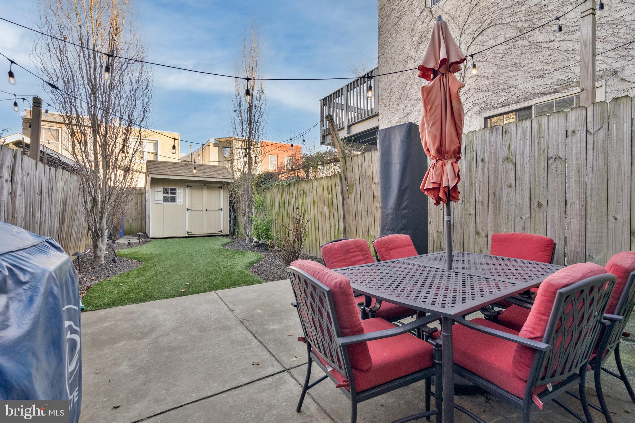 POINT BREEZE - Residential