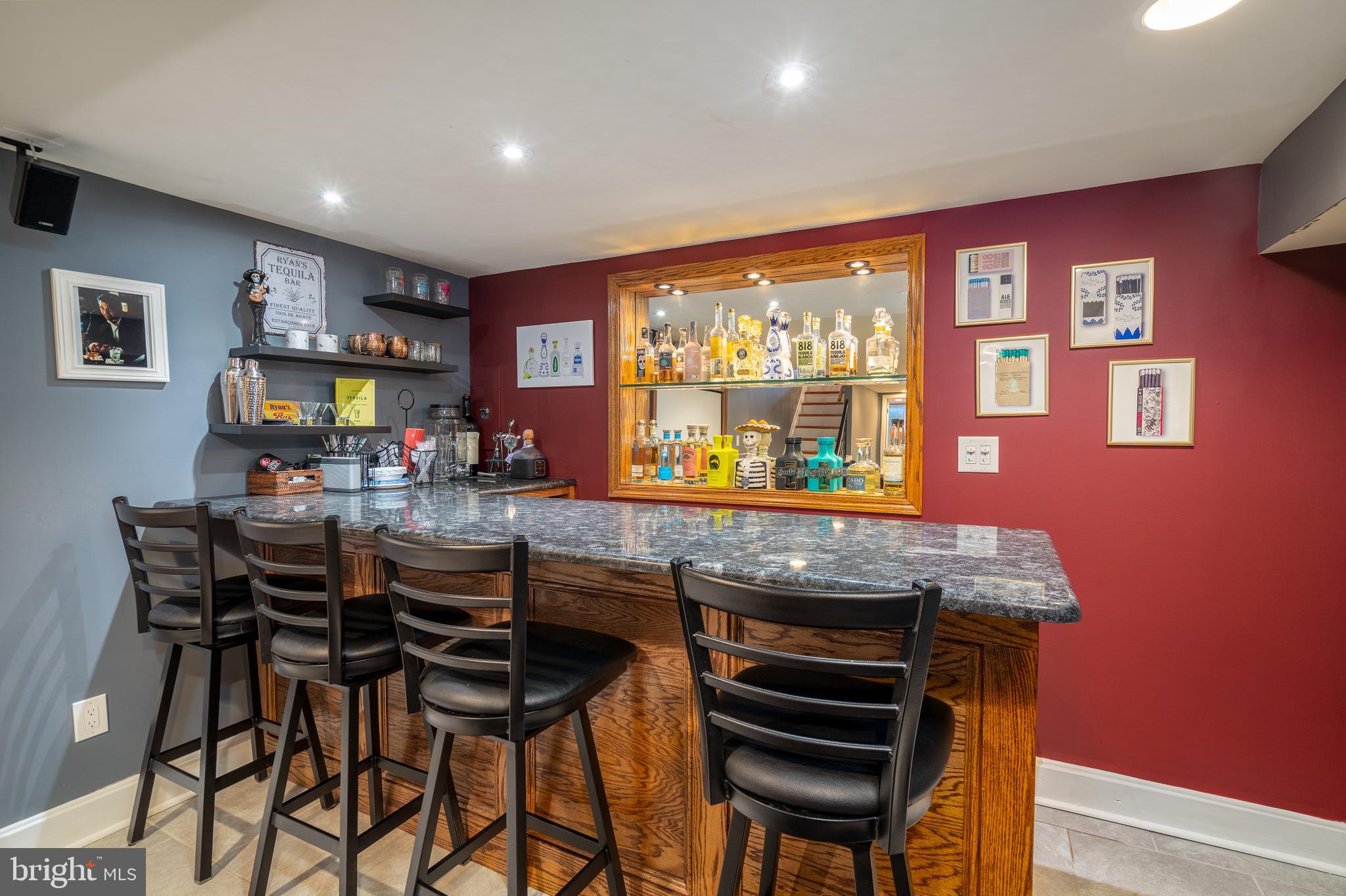 POINT BREEZE - Residential