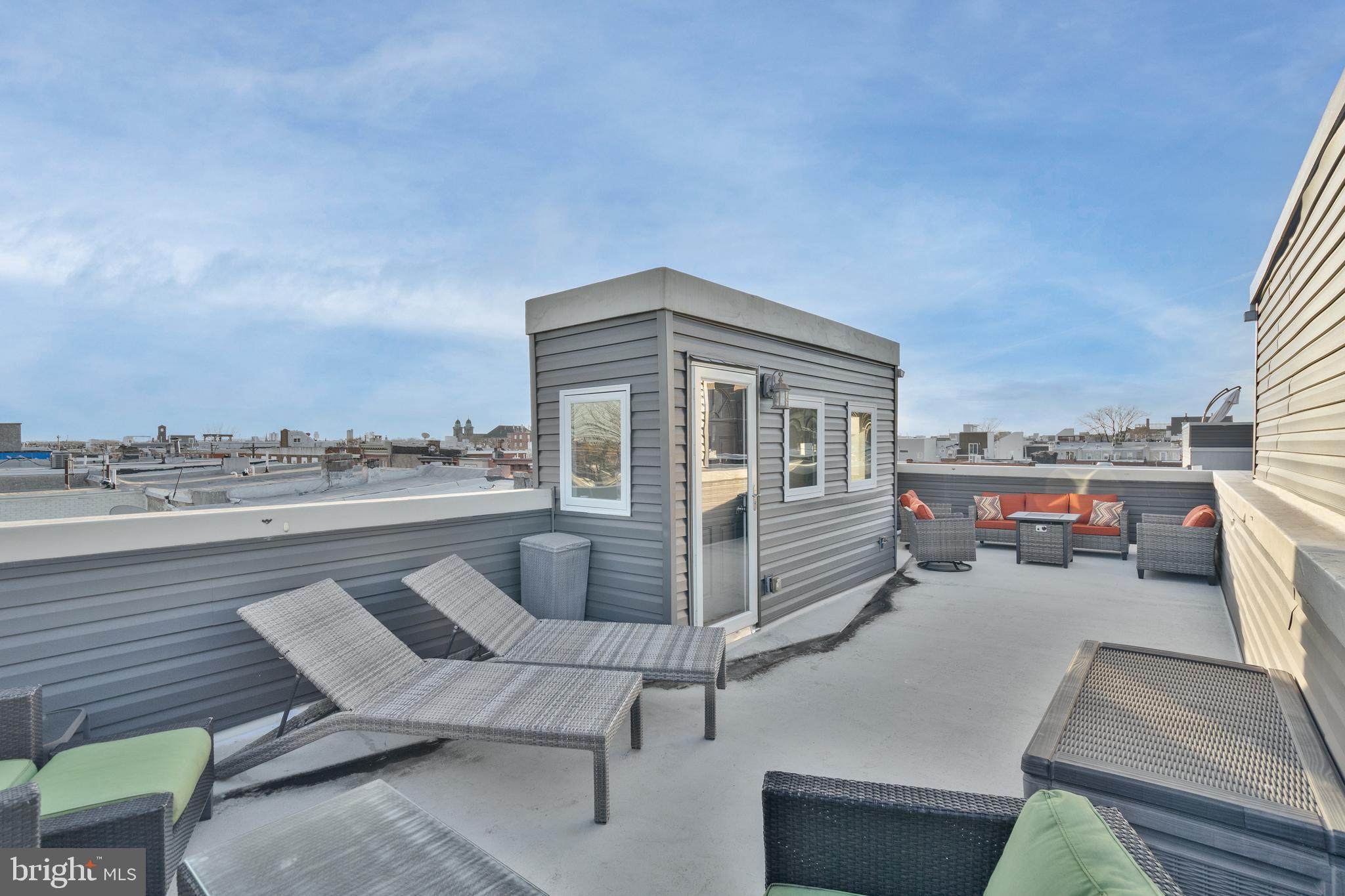 POINT BREEZE - Residential