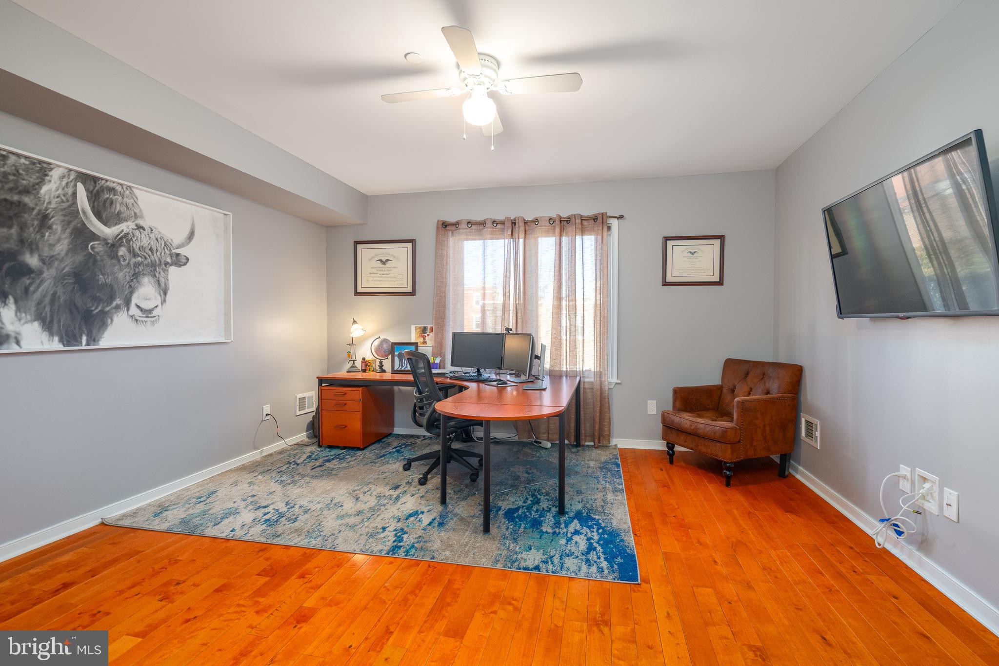 POINT BREEZE - Residential