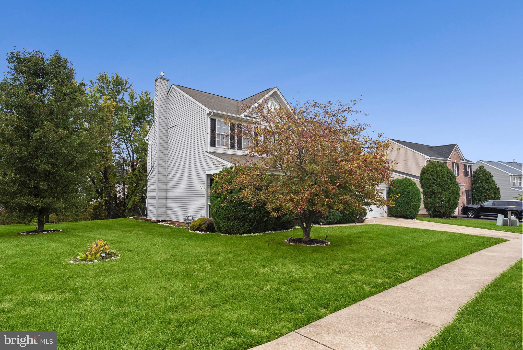 HUNTER CREEK - Residential