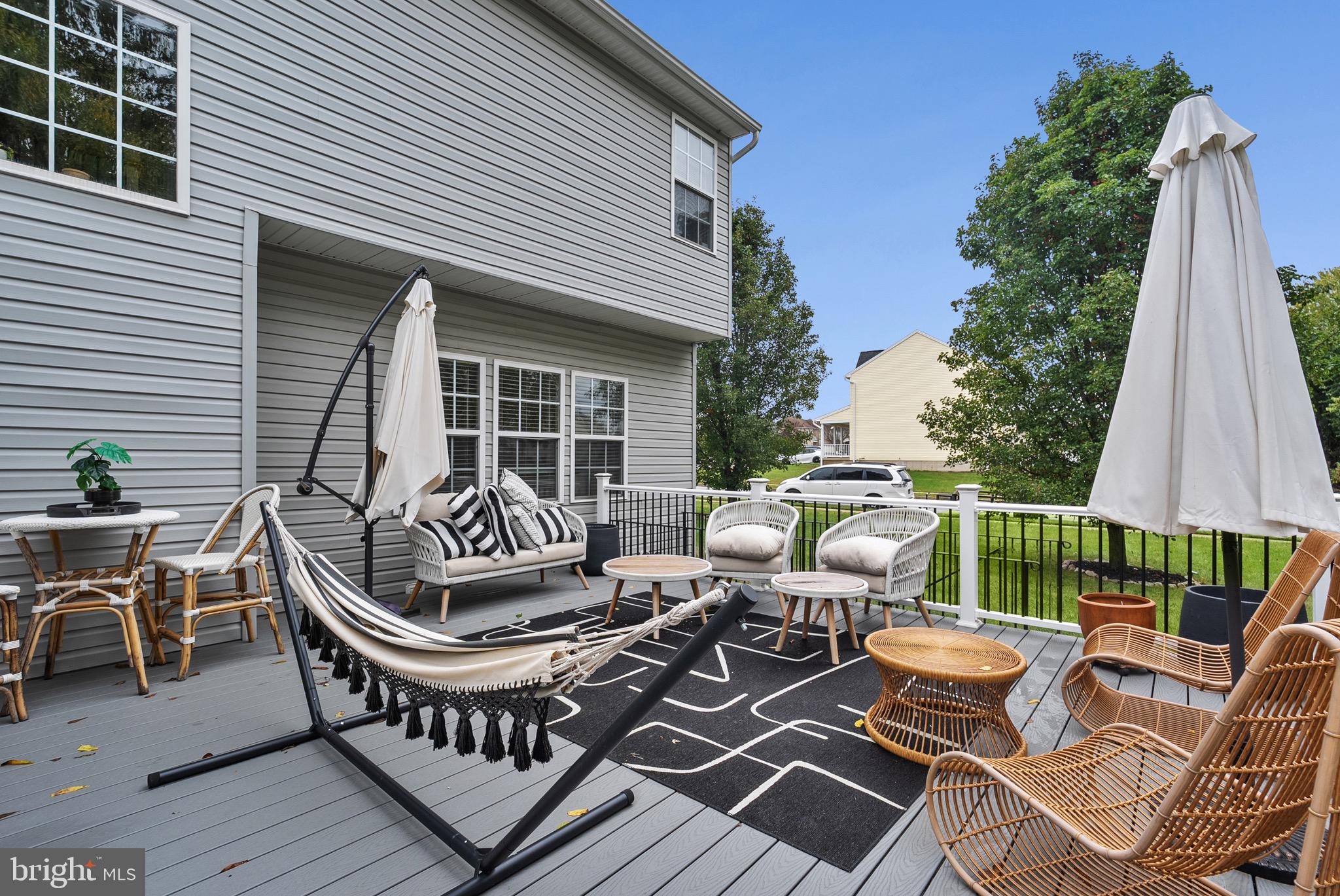 HUNTER CREEK - Residential