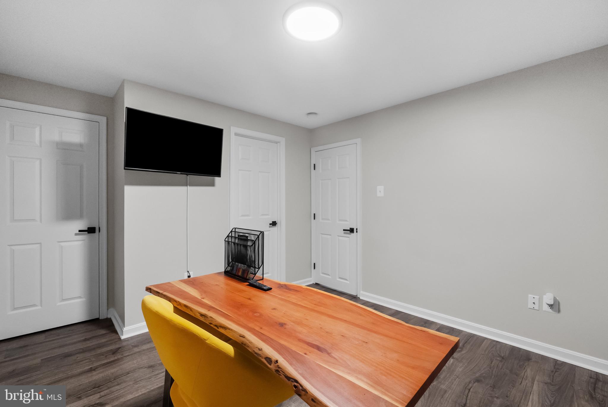 HUNTER CREEK - Residential