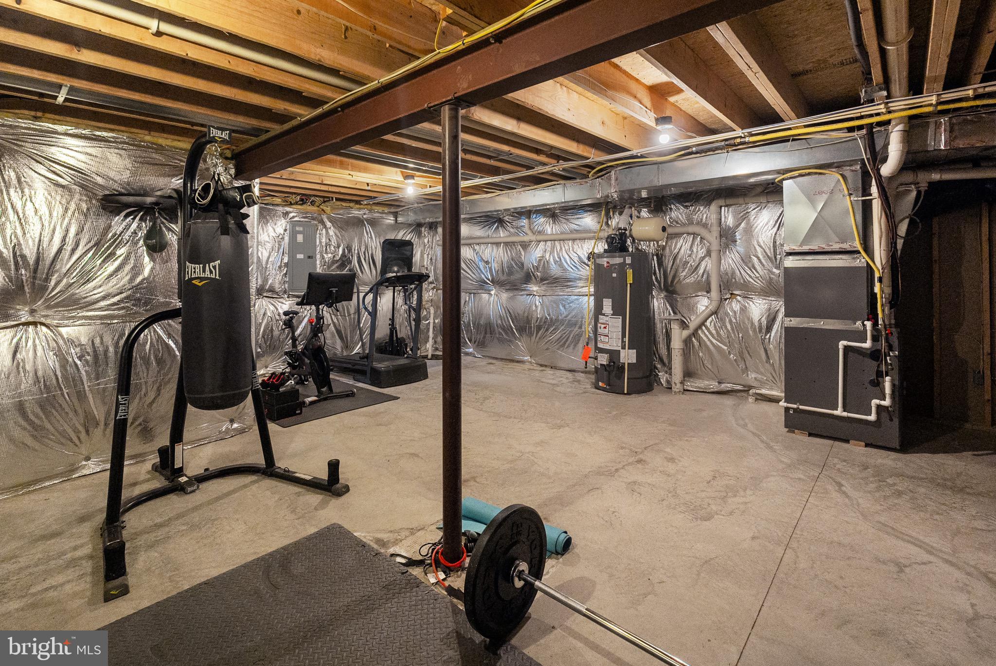 HUNTER CREEK - Residential