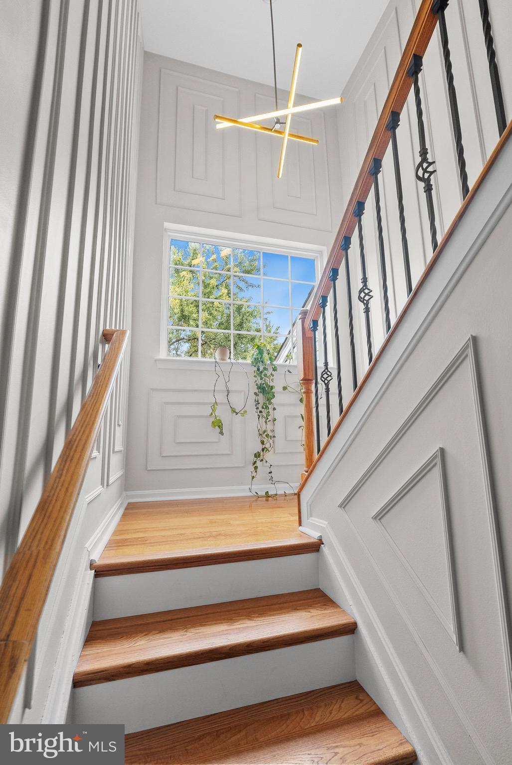 HUNTER CREEK - Residential