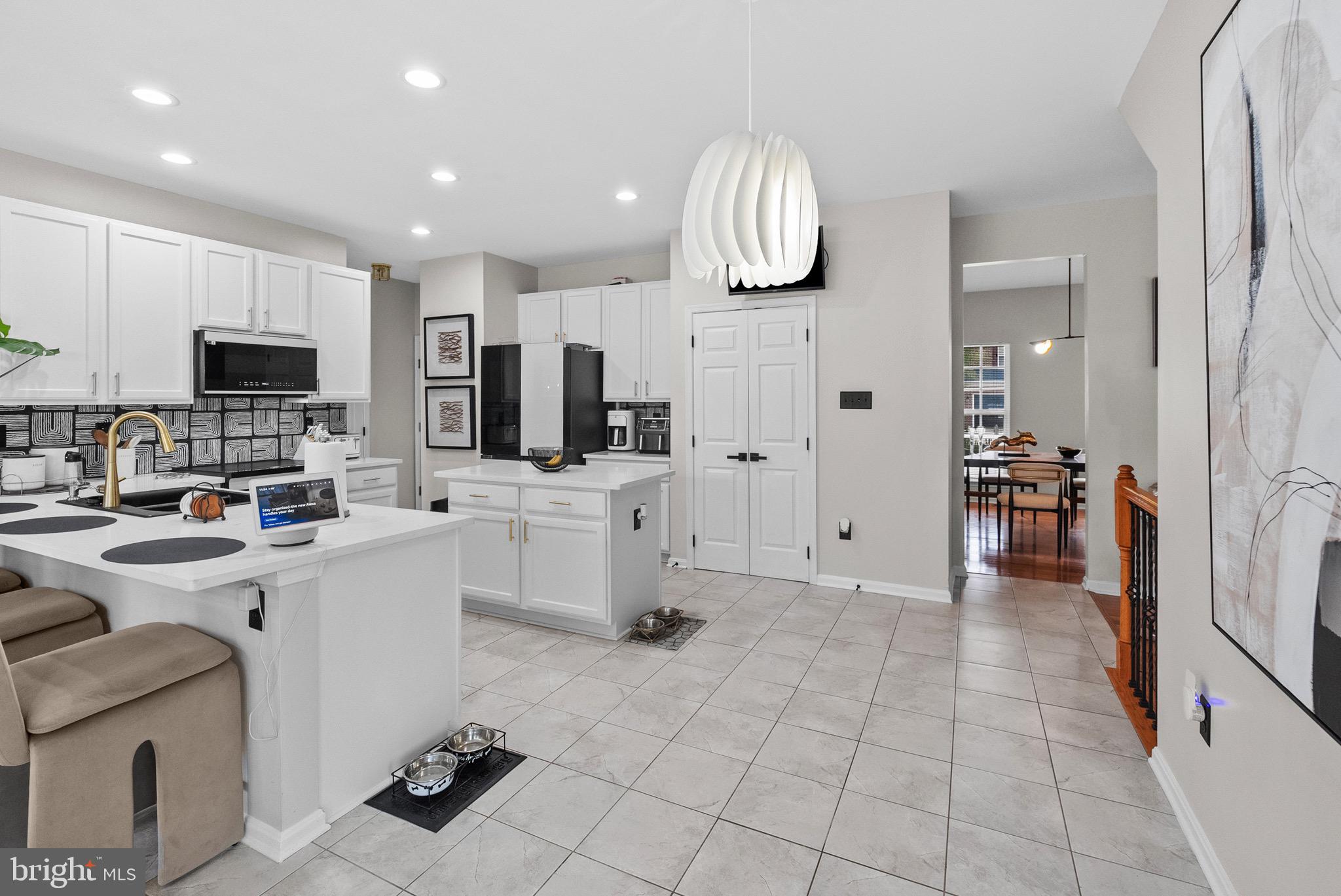 HUNTER CREEK - Residential