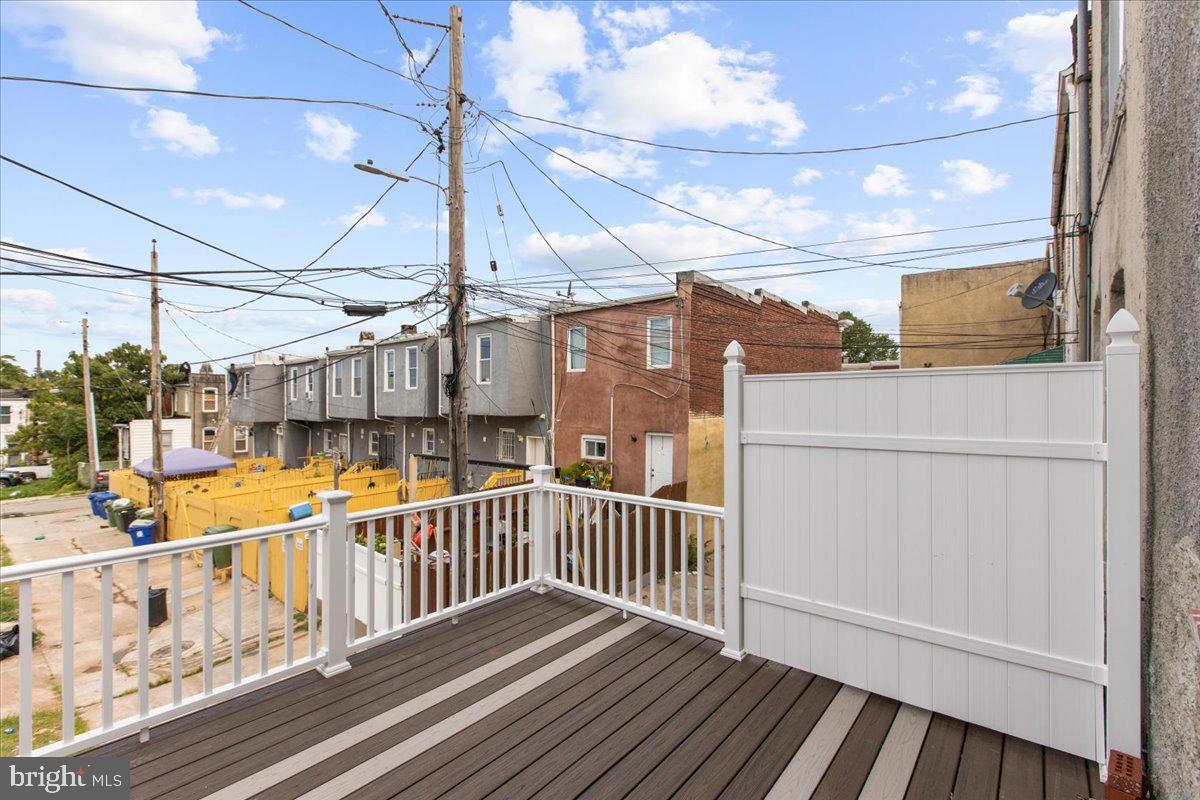 BROADWAY EAST - Residential