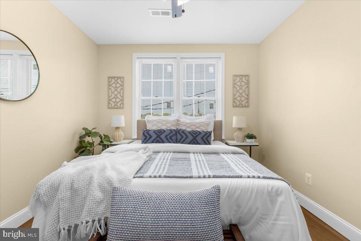 BROADWAY EAST - Residential