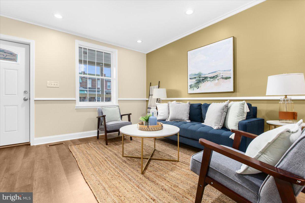 BROADWAY EAST - Residential