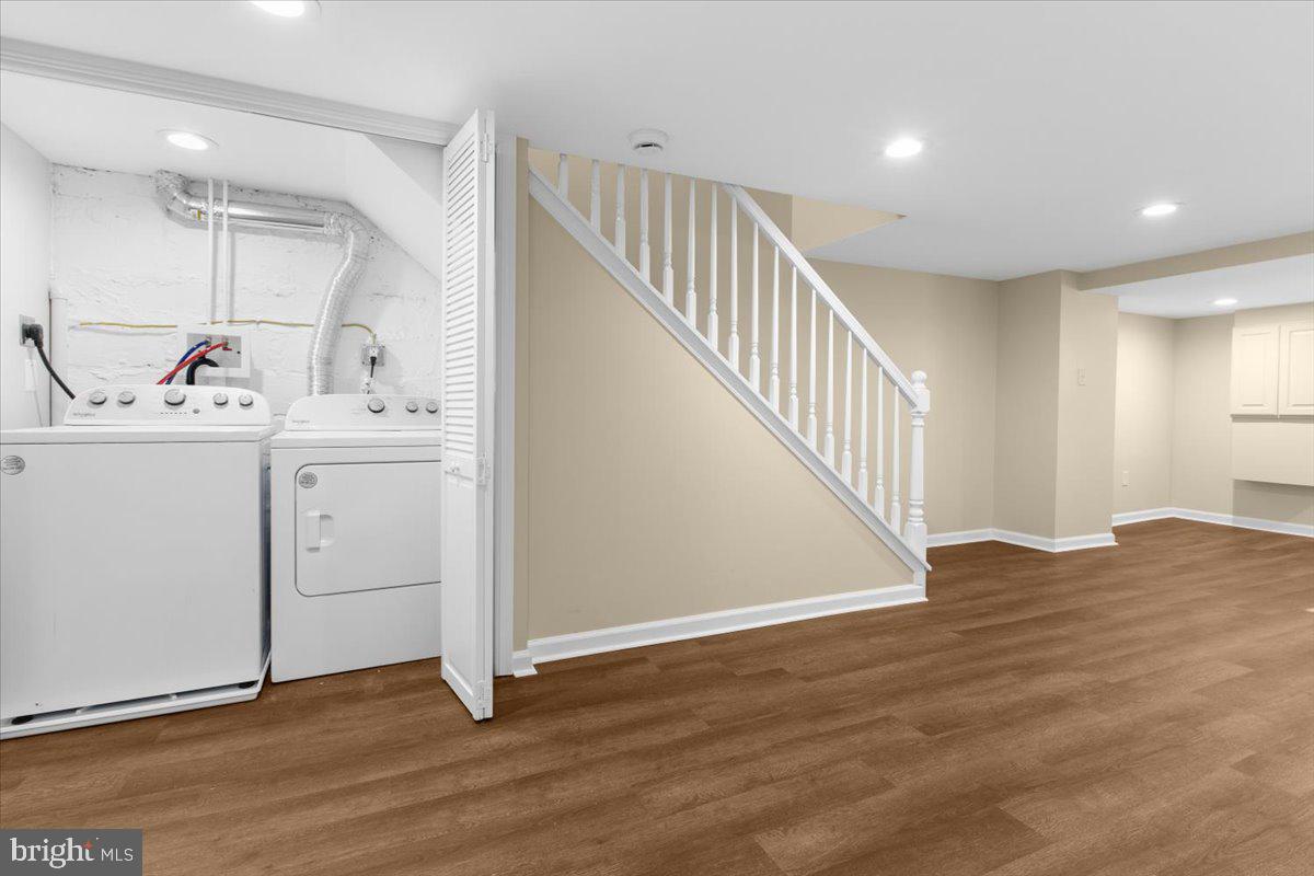 BROADWAY EAST - Residential