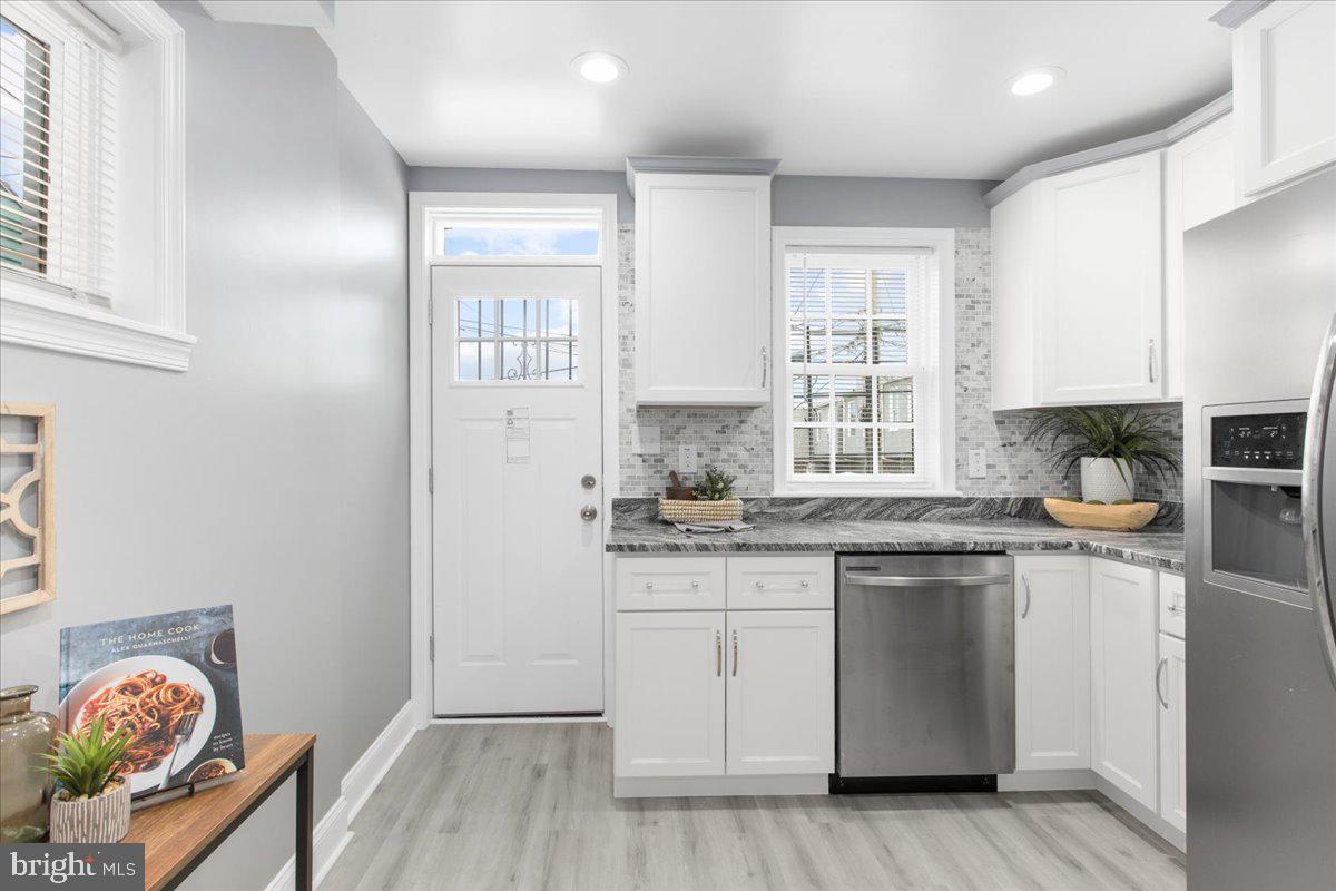 BROADWAY EAST - Residential