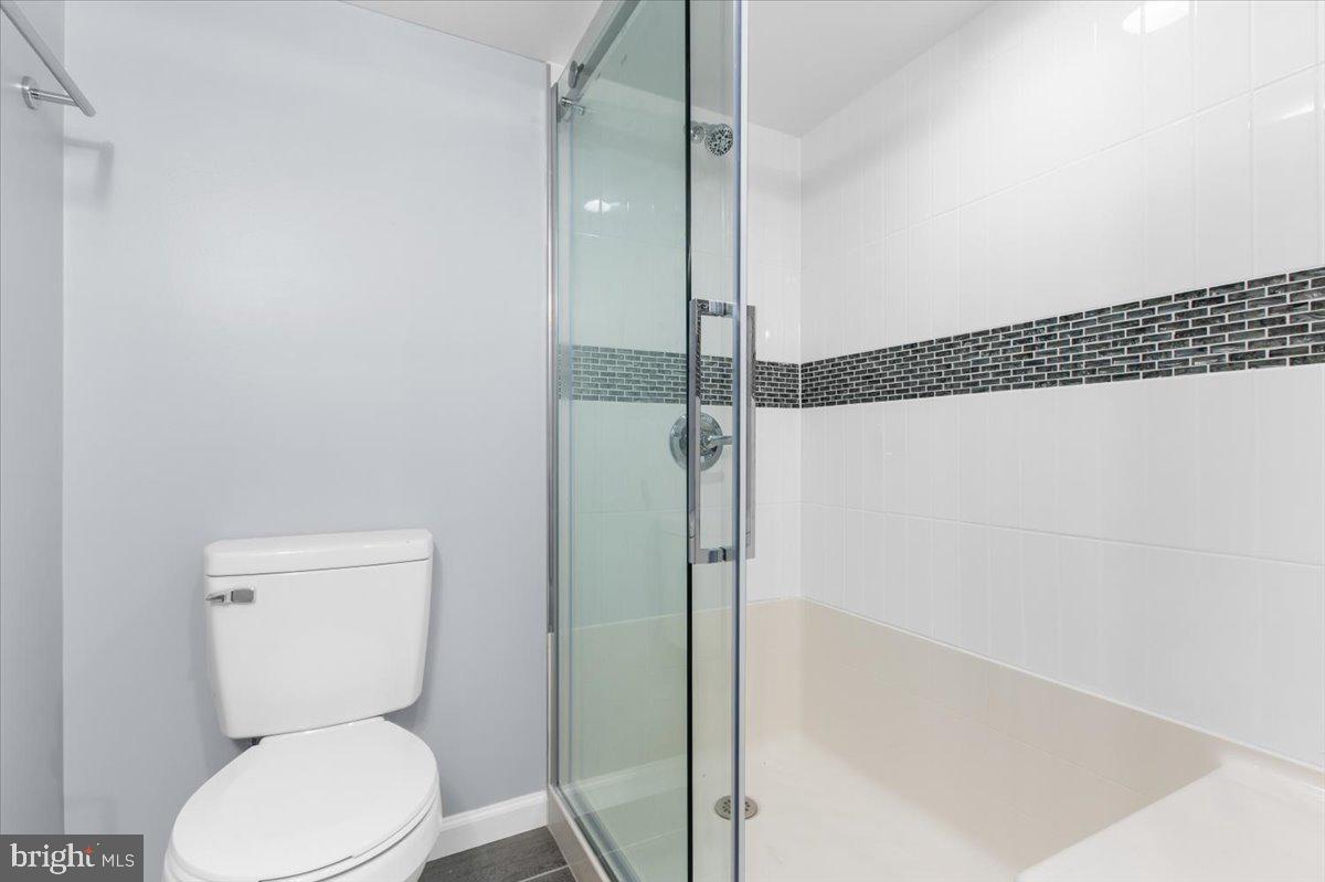 BROADWAY EAST - Residential