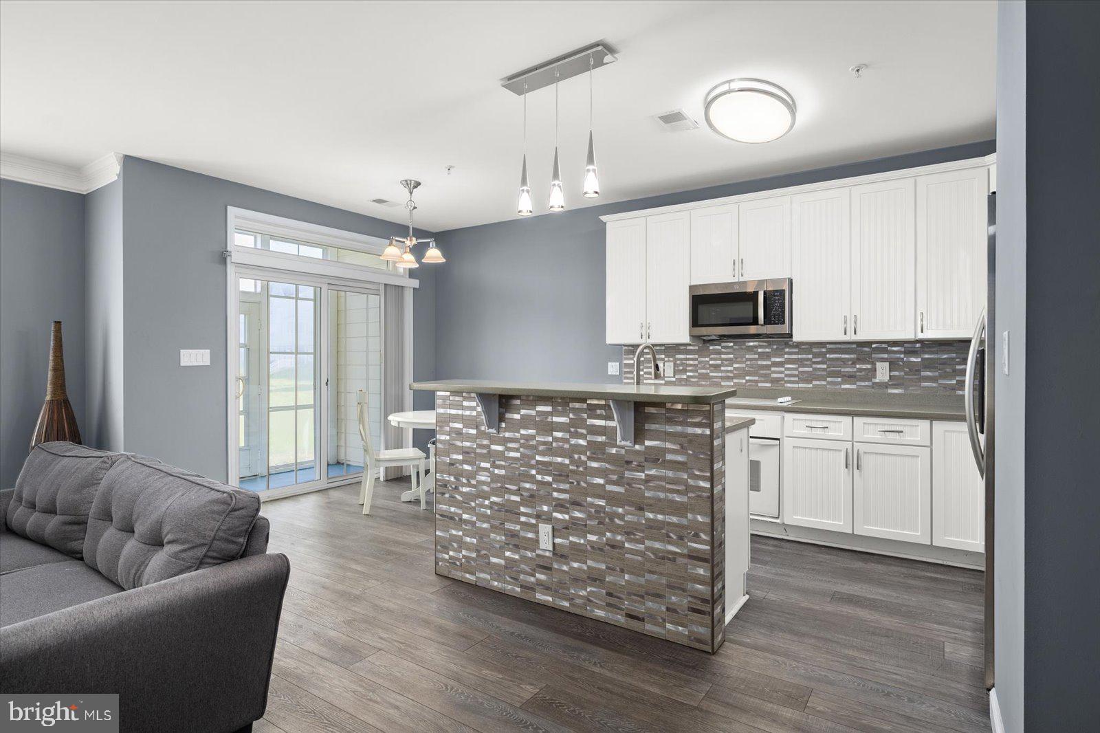 GLEN RIDDLE - Residential