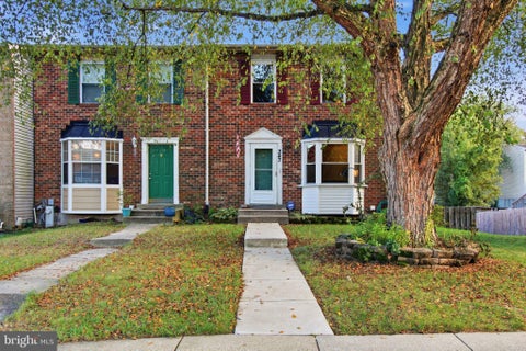 Townhouse For Sale - 347 Cool Breeze Court<br/> PASADENA, MD 21122