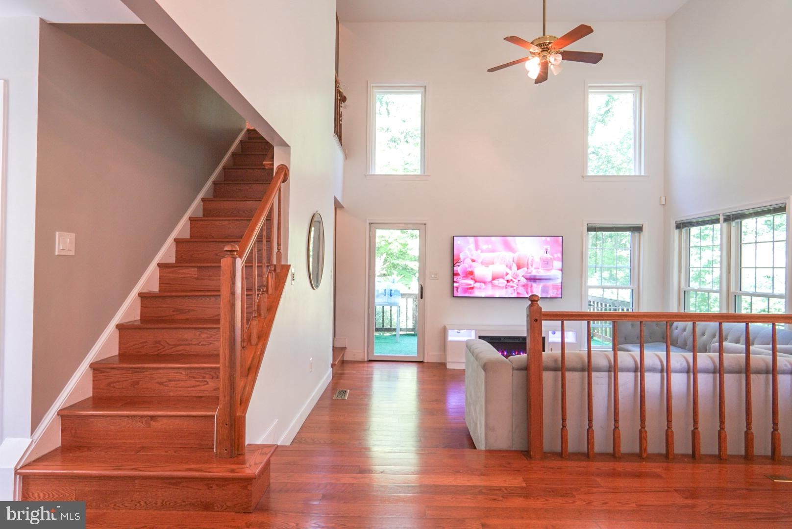 8110 CLIFFOREST DRIVE