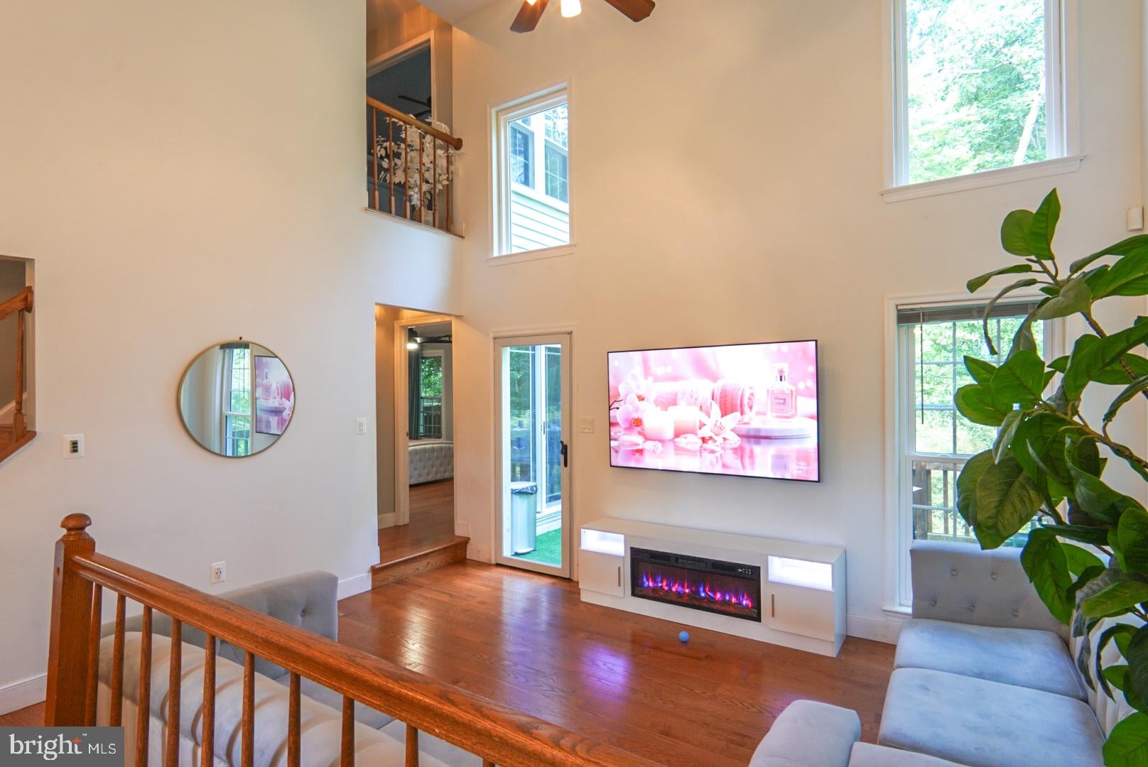 8110 CLIFFOREST DRIVE