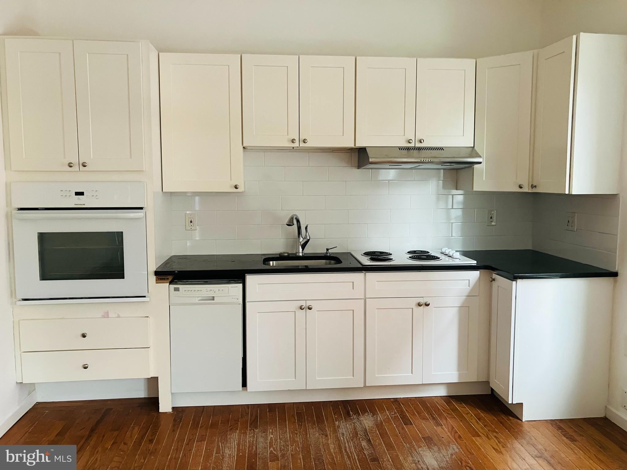 434 S 52ND STREET 1R
