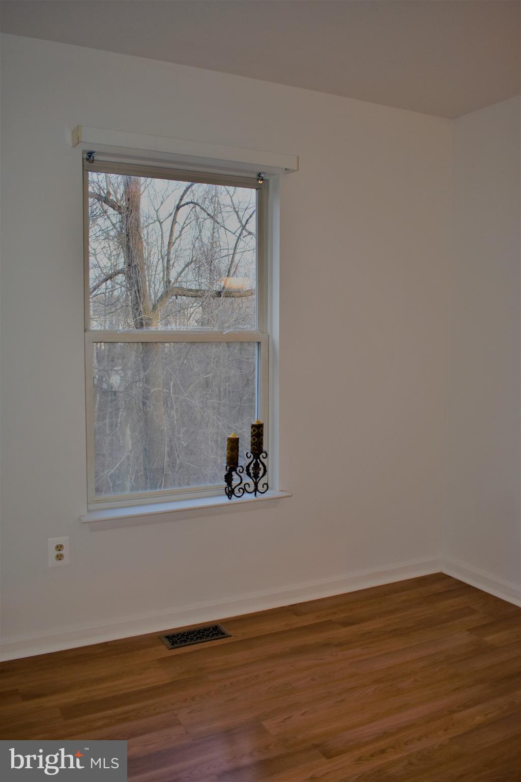 CEDAR SIDE FARM - Residential Lease