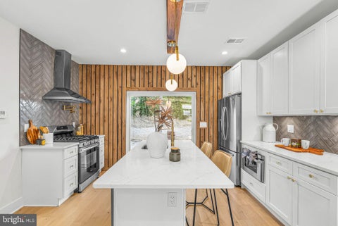 Townhouse For Sale - 2211 E Gordon Street<br/> Philadelphia County, PHILADELPHIA, PA 19125