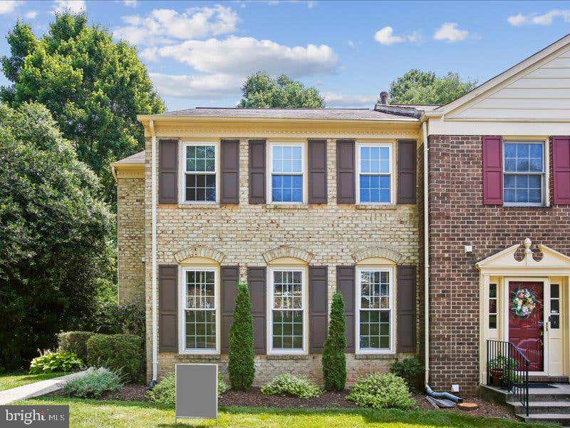 Photo of 5194 Kimscott Court, ANNANDALE, VA 22003 (MLS # VAFX2324660)