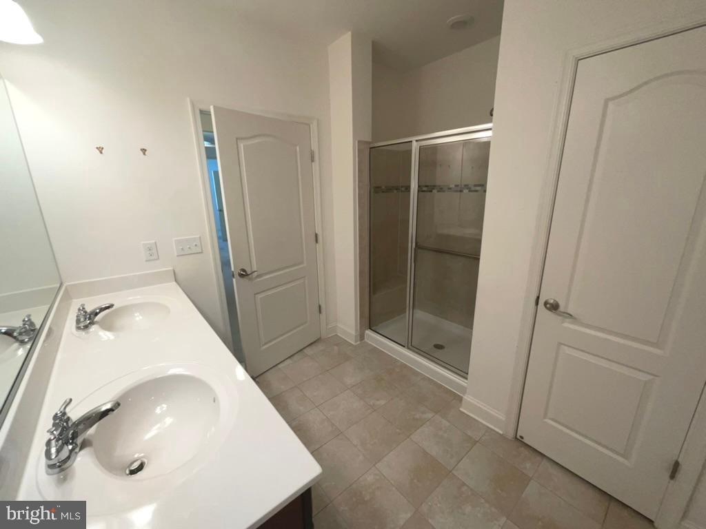 THE GATHERINGS - Residential