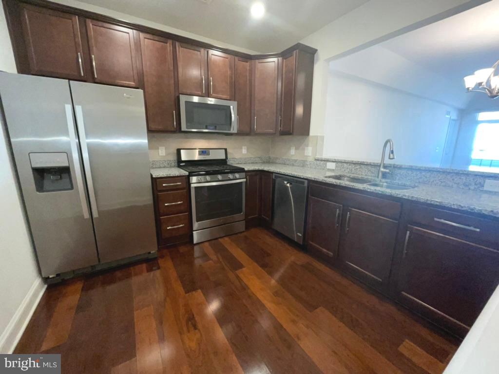 THE GATHERINGS - Residential