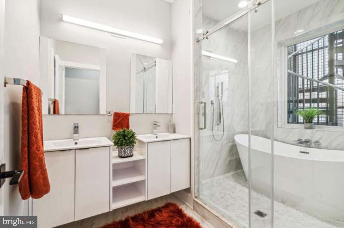 FISHTOWN - Residential Lease