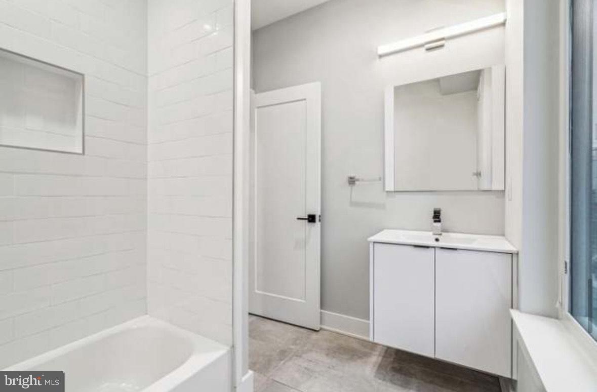 FISHTOWN - Residential Lease