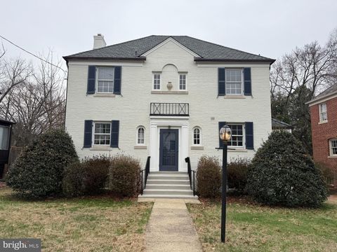 4516 VERPLANCK PLACE NW WASHINGTON DC 20016