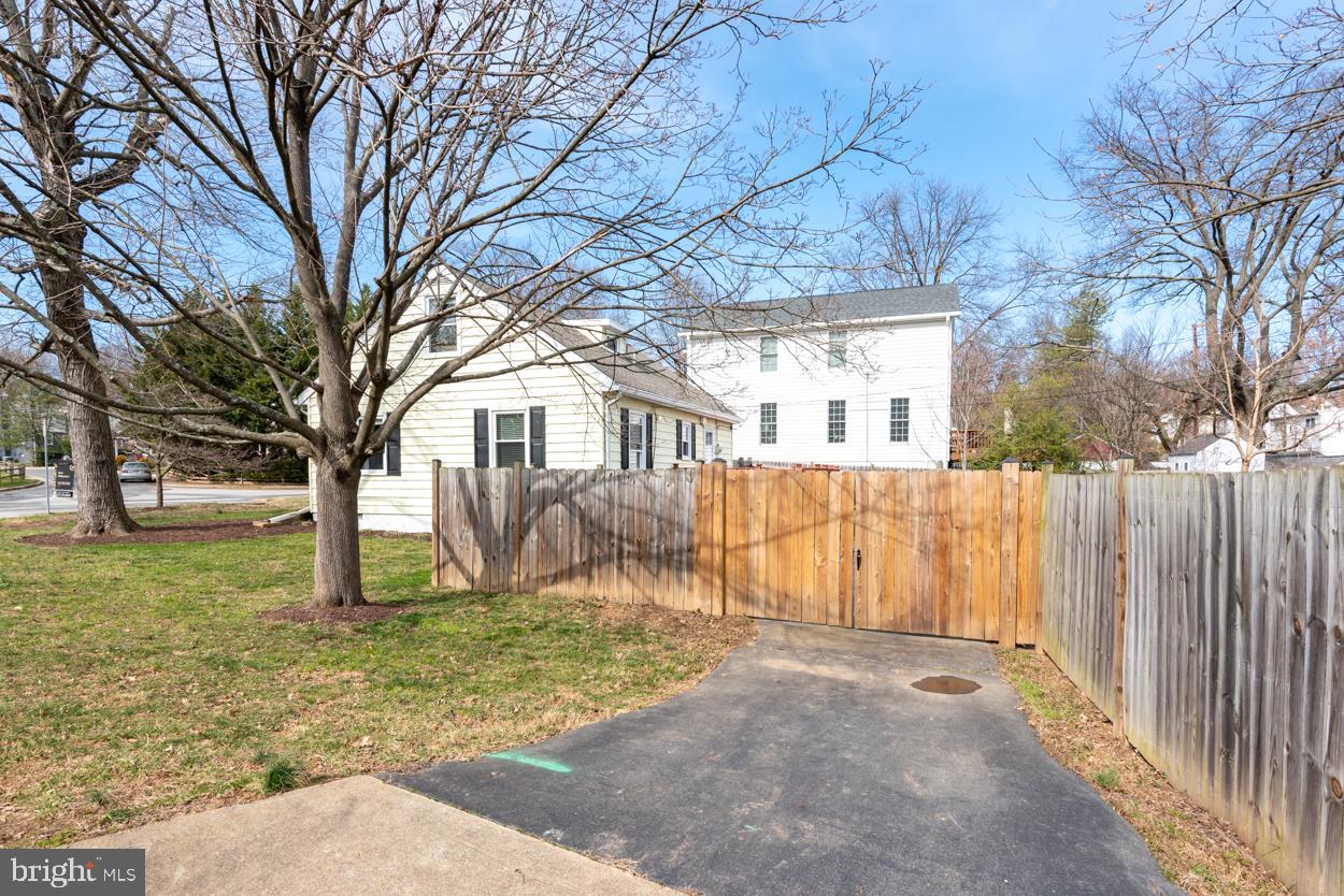 GREENWAY DOWNS - Residential