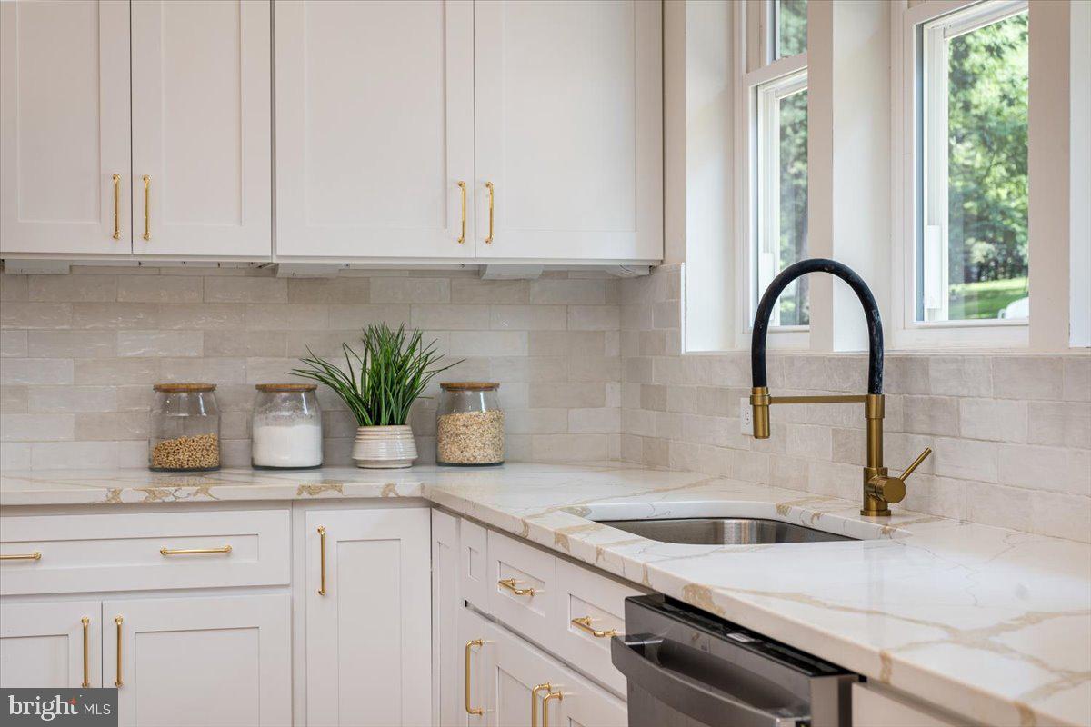 MERRYMAN HEIGHTS - Residential