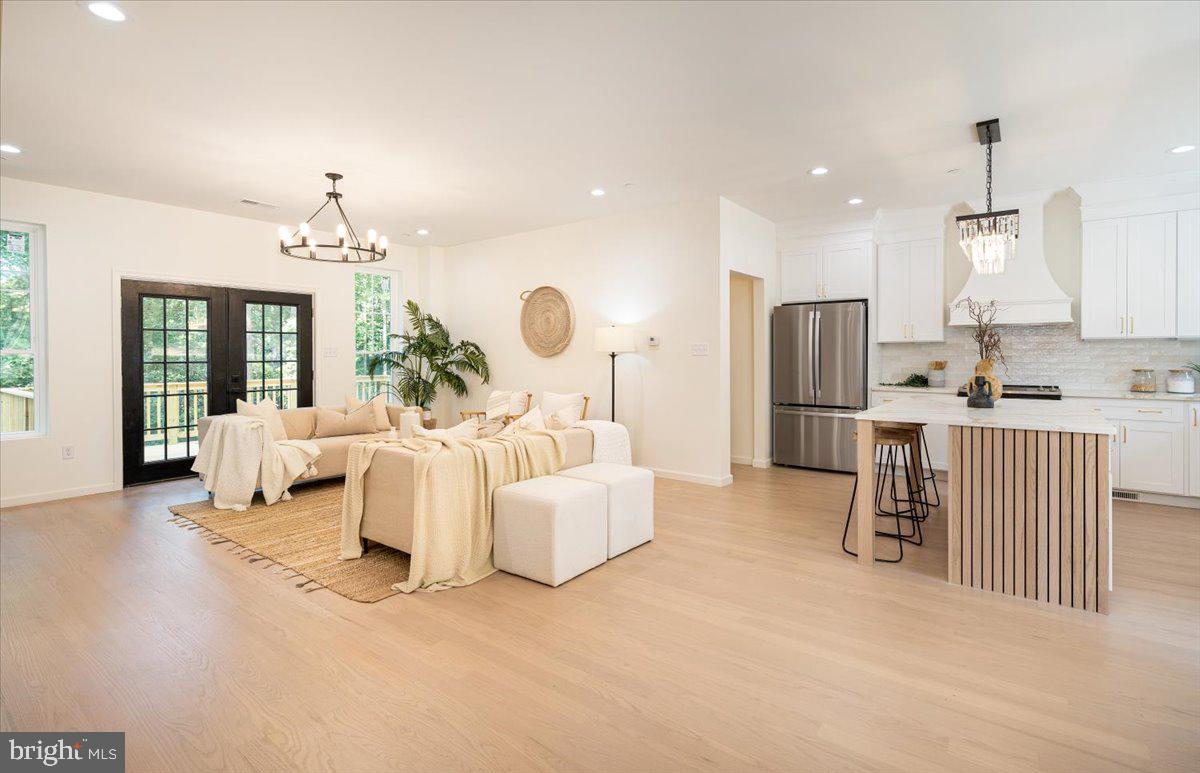 MERRYMAN HEIGHTS - Residential