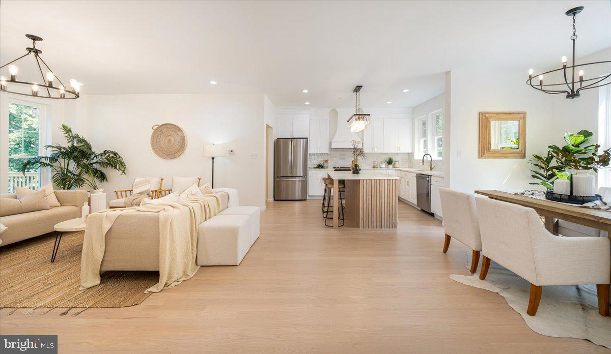 MERRYMAN HEIGHTS - Residential