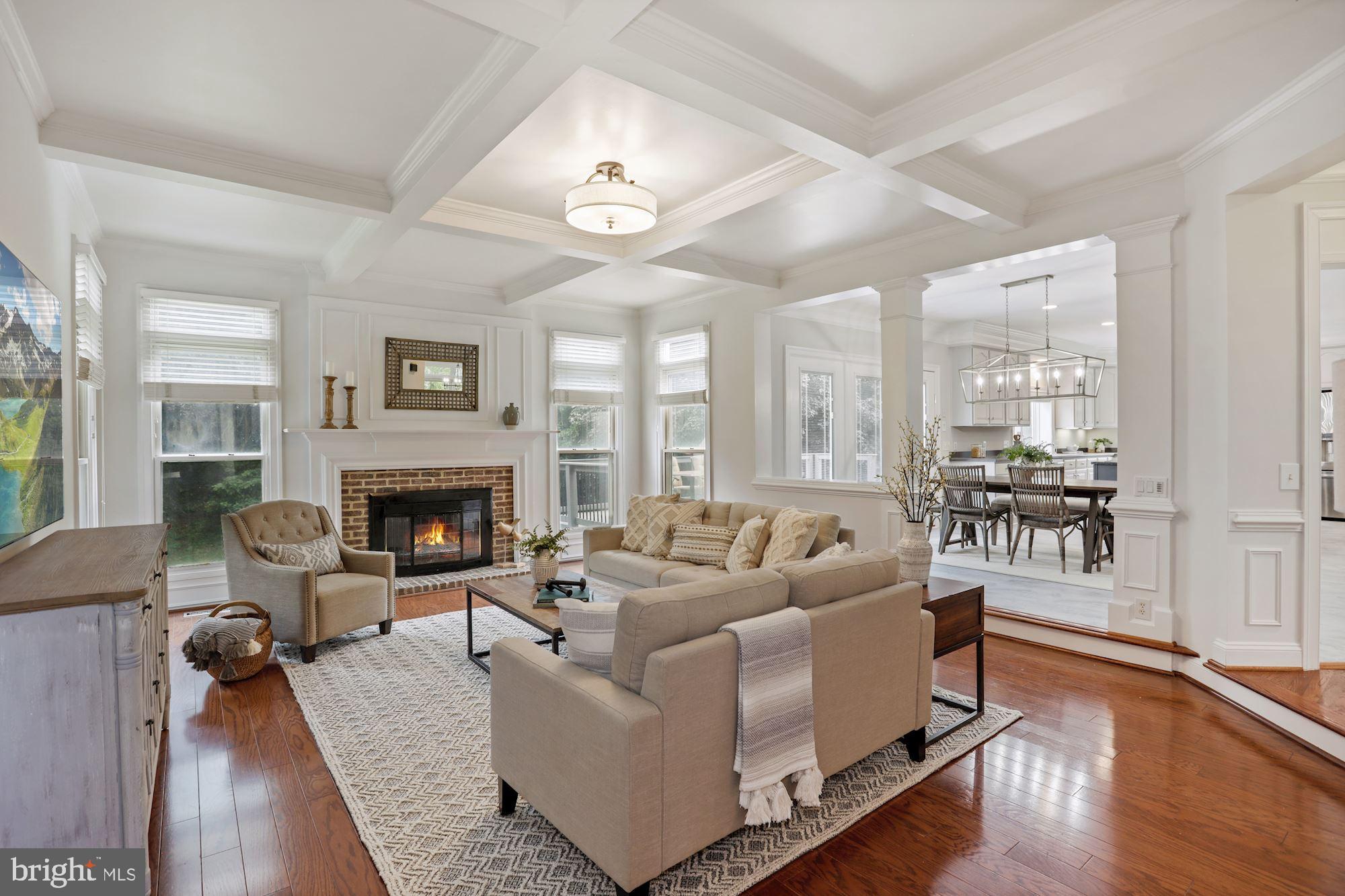 MCLEAN HUNDRED - Residential