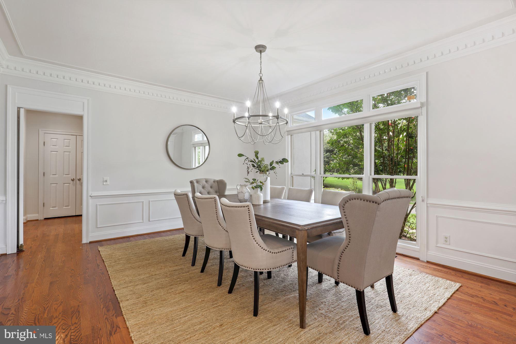 MCLEAN HUNDRED - Residential