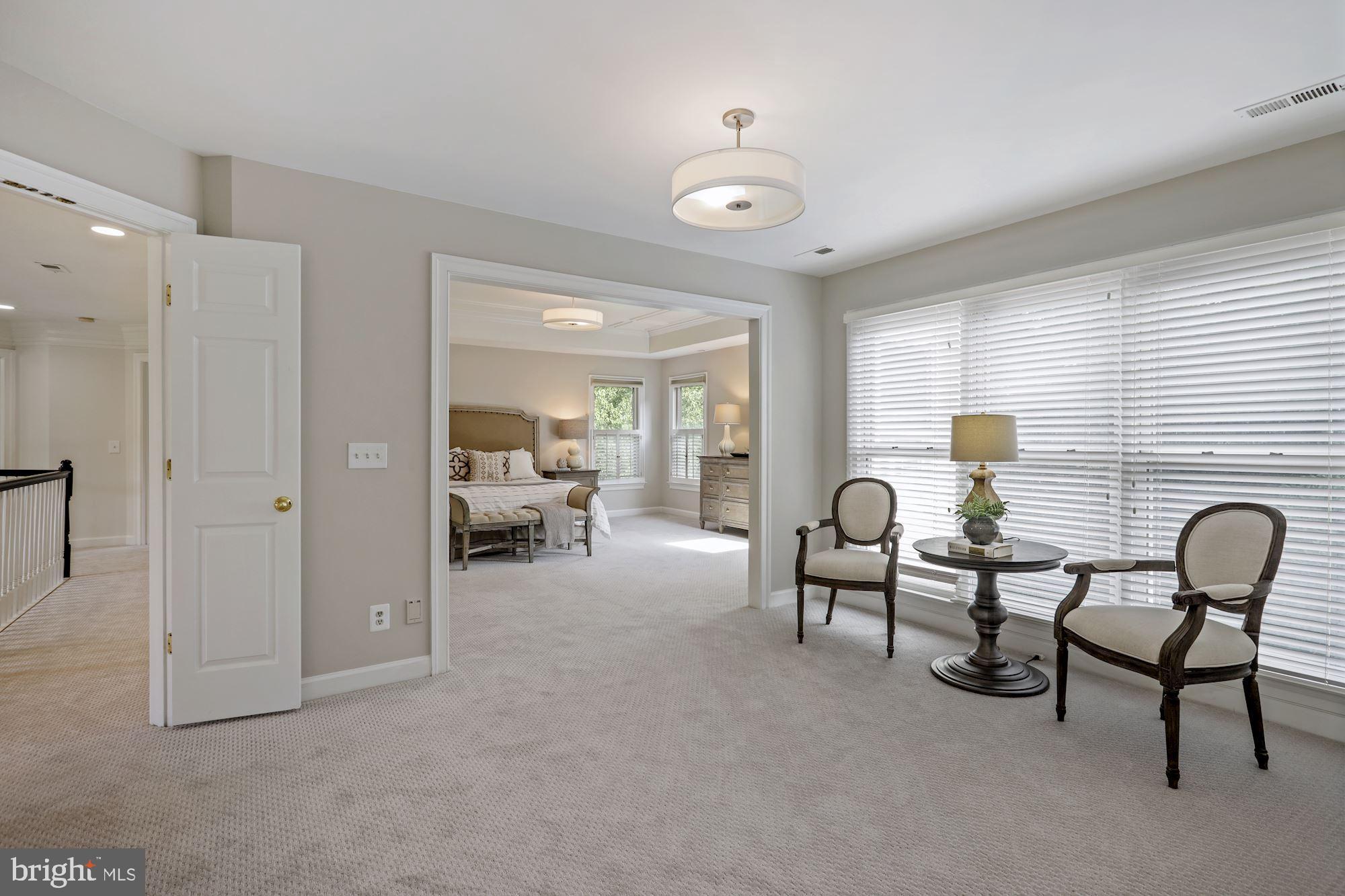 MCLEAN HUNDRED - Residential