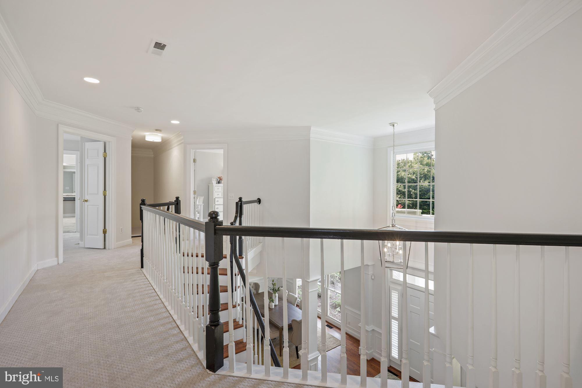 MCLEAN HUNDRED - Residential