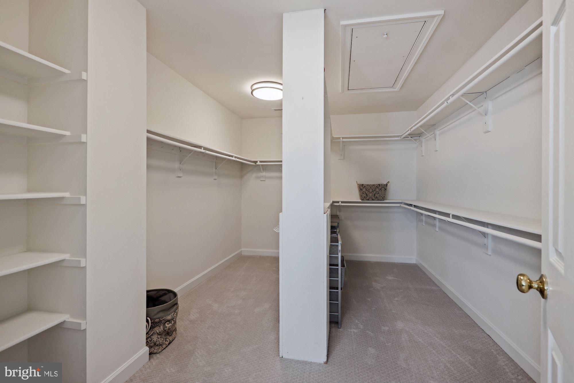 MCLEAN HUNDRED - Residential