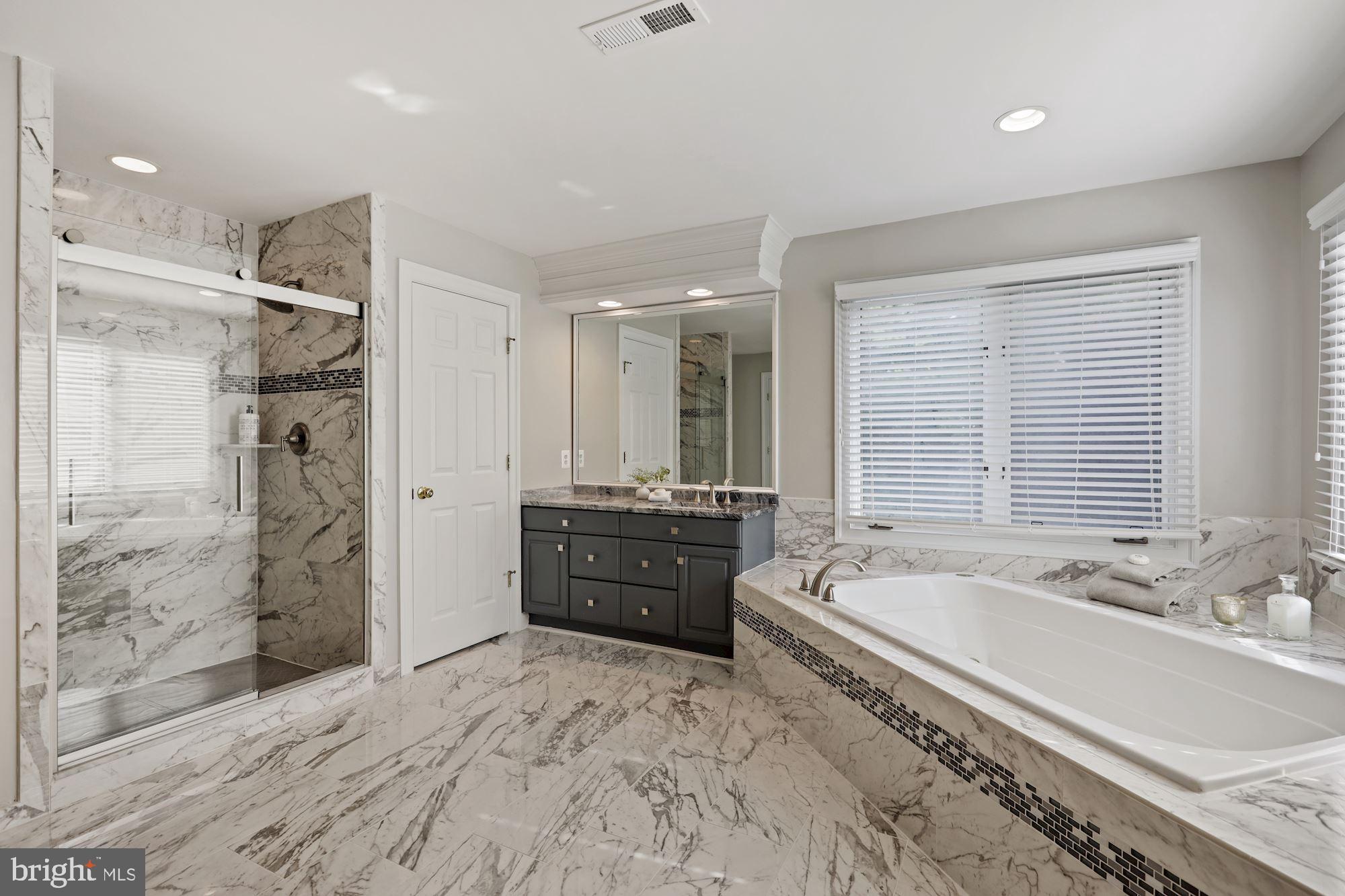 MCLEAN HUNDRED - Residential