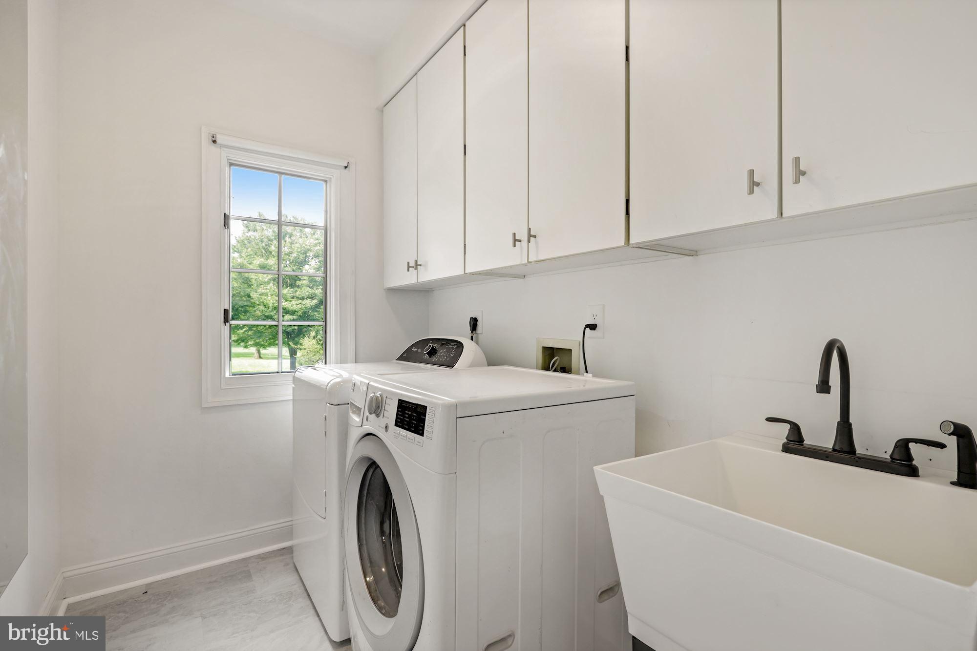 MCLEAN HUNDRED - Residential