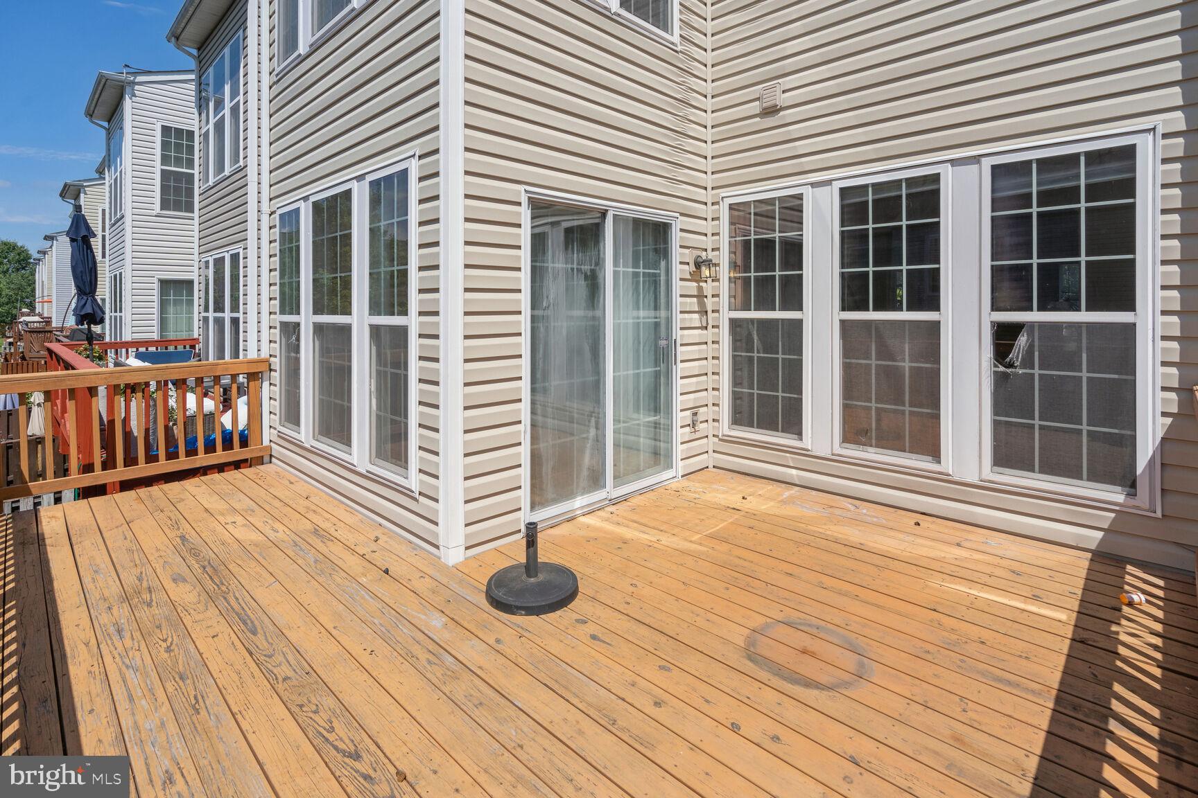 JAPONICA - Residential Lease