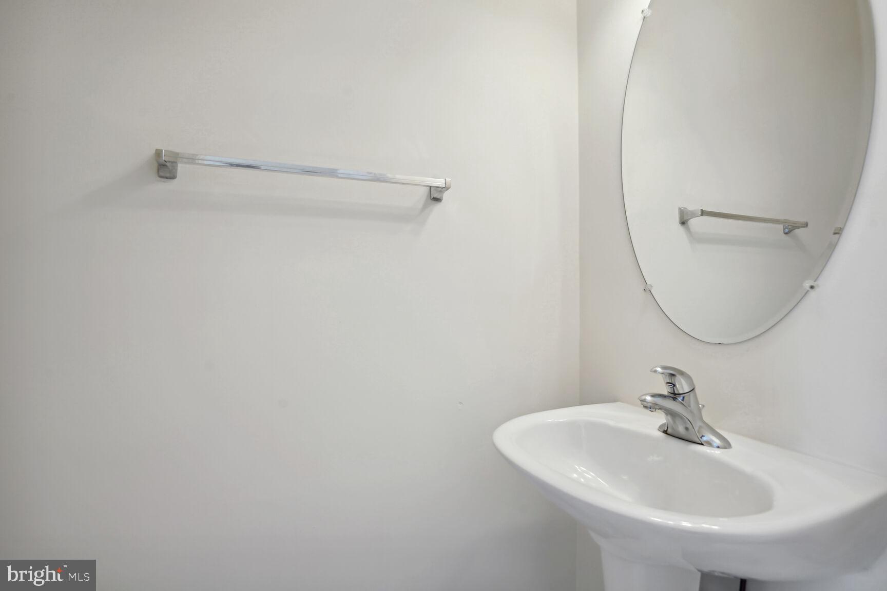 JAPONICA - Residential Lease