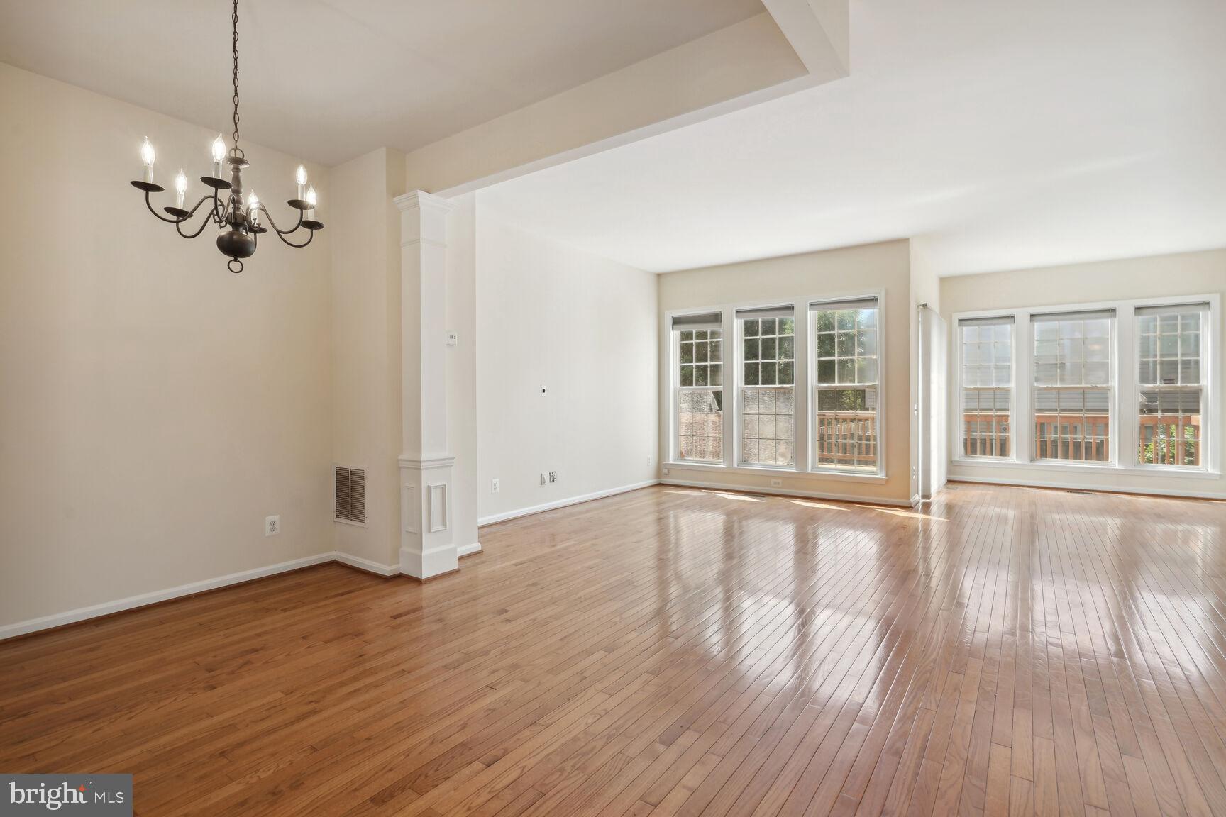 JAPONICA - Residential Lease