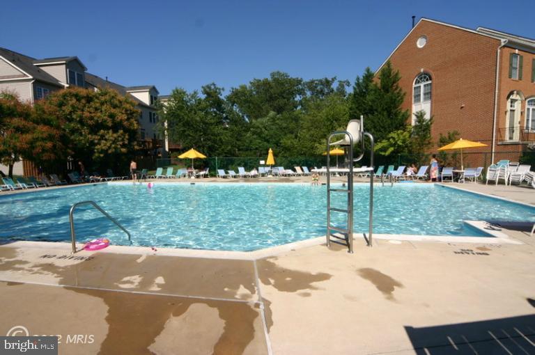 JAPONICA - Residential Lease