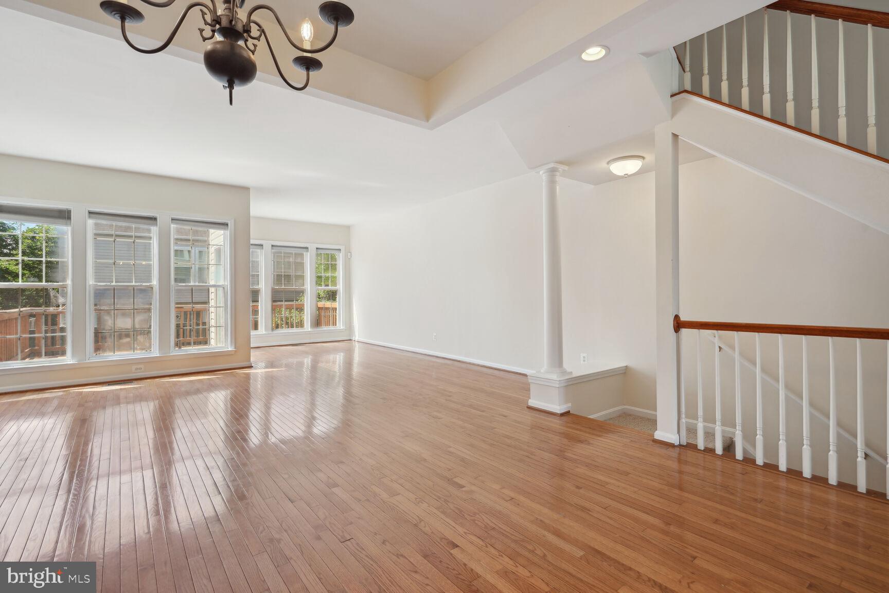 JAPONICA - Residential Lease